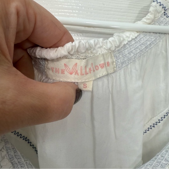 Wallflower White Tunic with Blue Embroidery - Picture 3 of 4